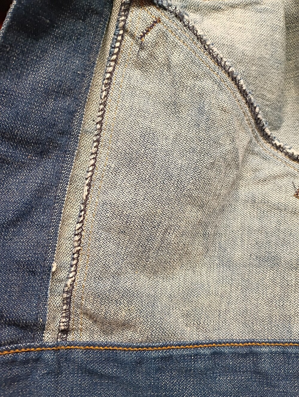 60's -70's Vintage Wrangler Men's Denim Trucker Jacket Made In The USA - Picture 7 of 15